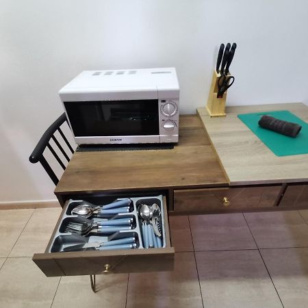 Hamboula Apartment Polis Bagian luar foto