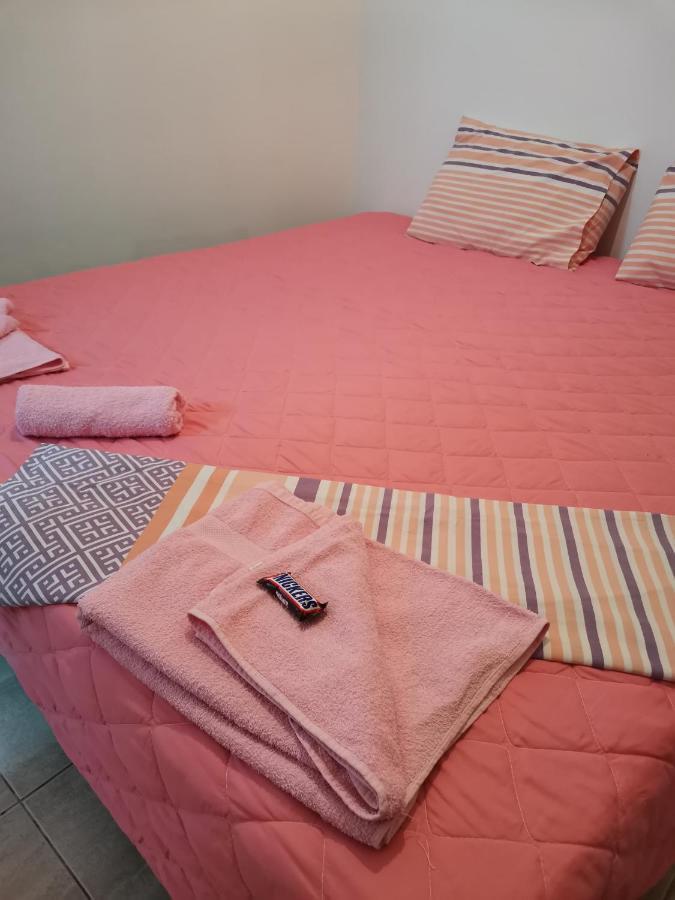 Hamboula Apartment Polis Bagian luar foto