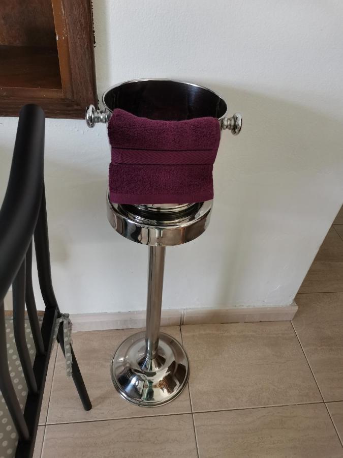 Hamboula Apartment Polis Bagian luar foto