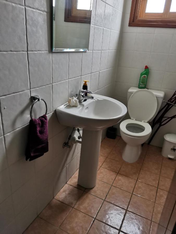 Hamboula Apartment Polis Bagian luar foto