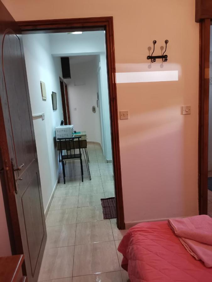Hamboula Apartment Polis Bagian luar foto