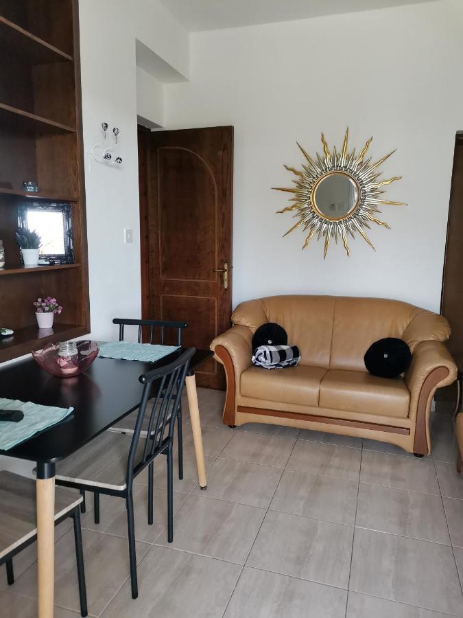 Hamboula Apartment Polis Bagian luar foto