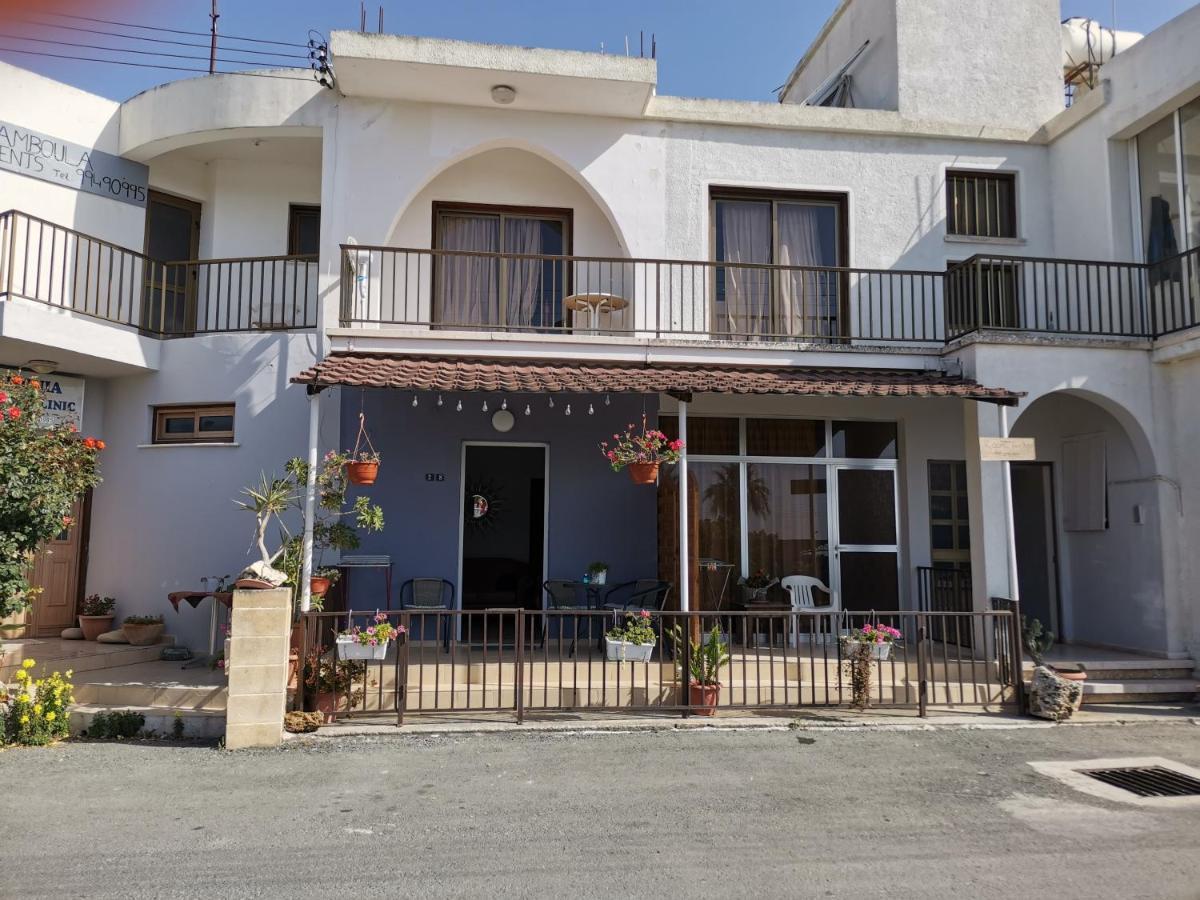 Hamboula Apartment Polis Bagian luar foto