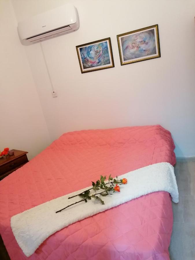 Hamboula Apartment Polis Bagian luar foto
