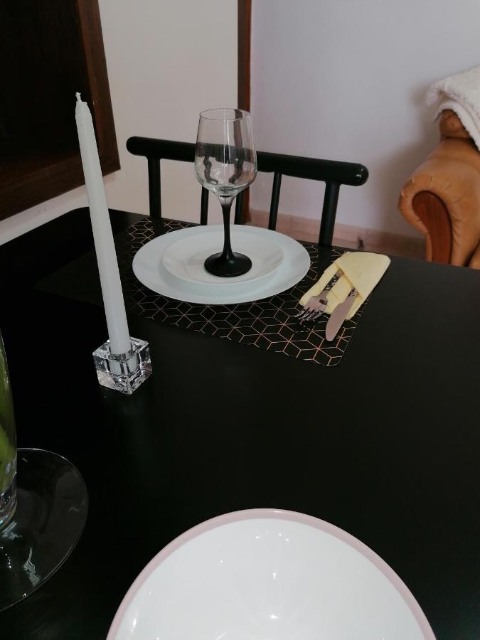 Hamboula Apartment Polis Bagian luar foto