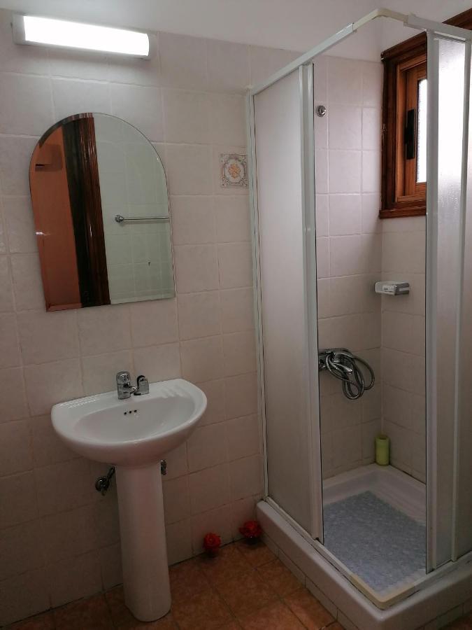 Hamboula Apartment Polis Bagian luar foto